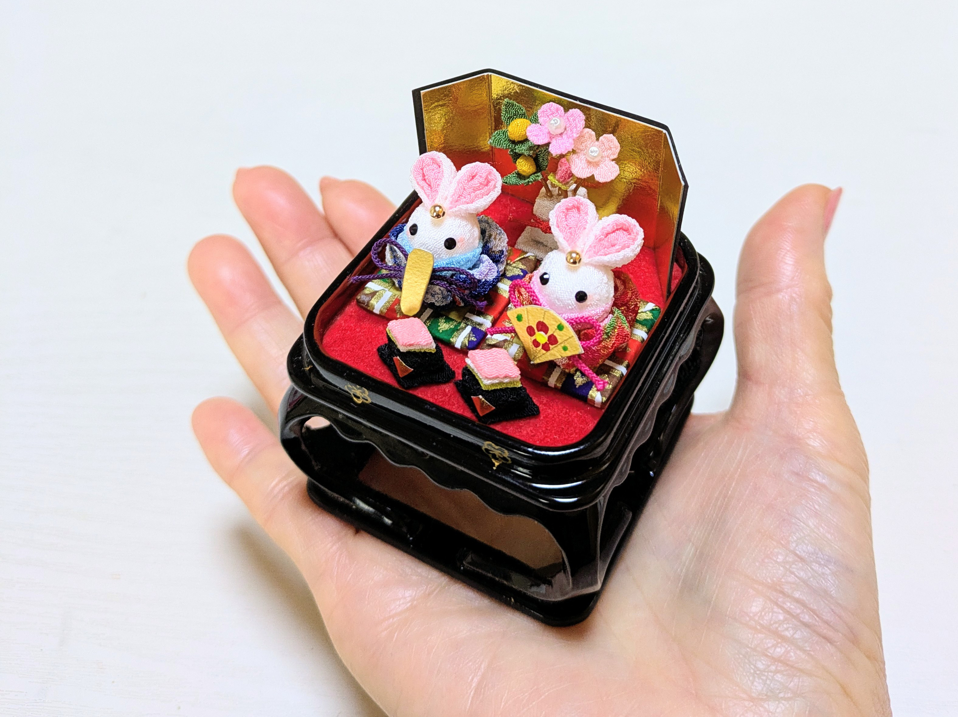 ミニミニつまみ細工うさぎ雛　限定1B完成品です
