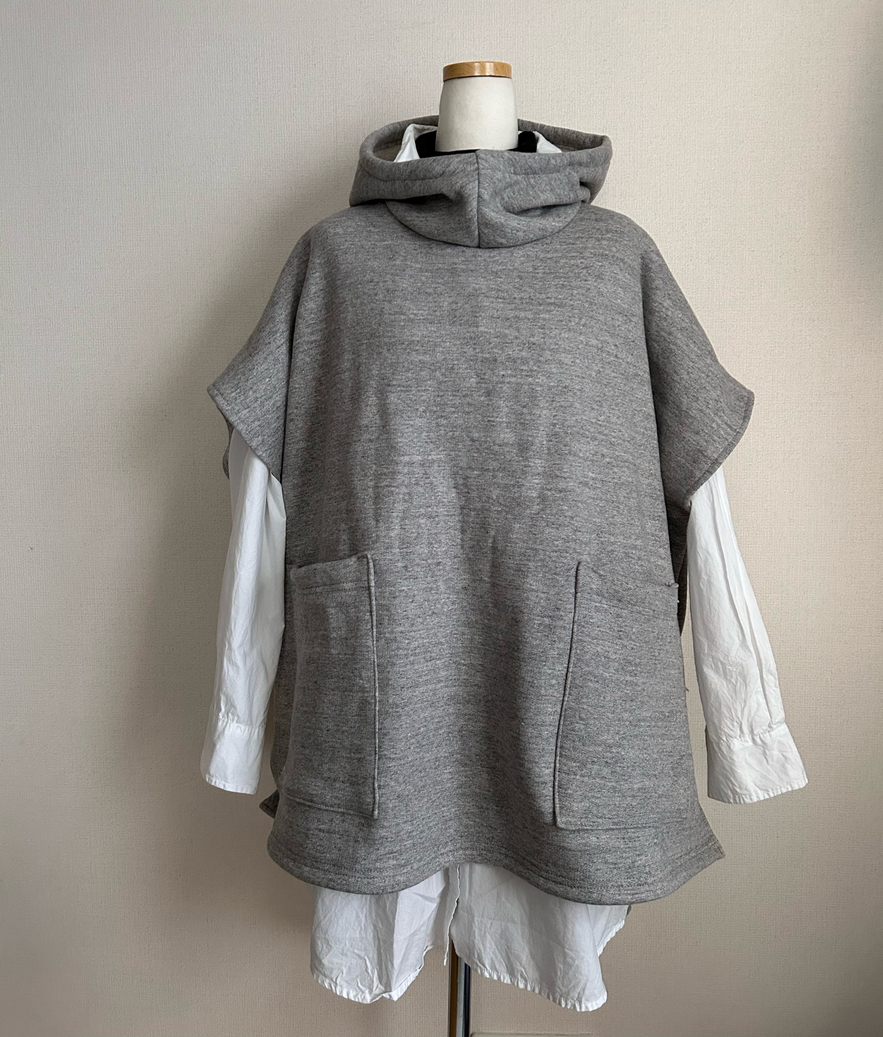 ふわふわ裏毛グレー杢スウェットニットフード付きポンチョ