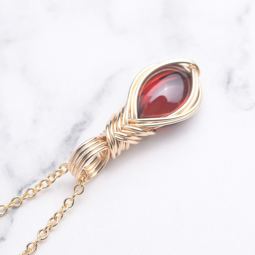 モザンビークガーネット ペンダントトップ ワイヤーラッピング