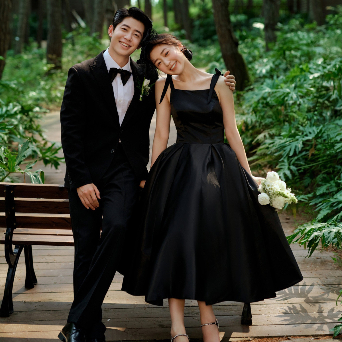 高級感 黒 サテン ウェディングドレス シンプル 韓国風 花嫁 誕生日 二次会 披露宴 前撮り HL1222