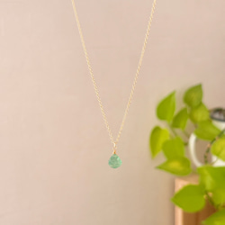 グリーンアベンチュリンの一粒ネックレス｜14kgf 華奢チェーン｜心を穏やかに整える天然石 4枚目の画像