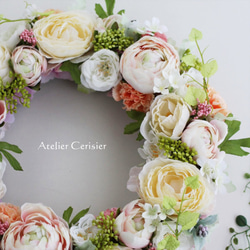 ☆ラナンキュラス カーネーション リース＜アーティフィシャルフラワー＞クリーム ピンク 34センチ 3枚目の画像