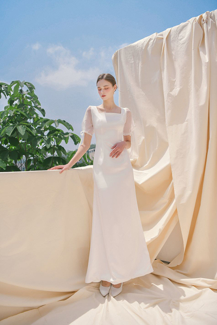 高級感 白 サテン 半袖 ウェディングドレス シンプル 韓国風 花嫁 二次会 披露宴 前撮り HL1241