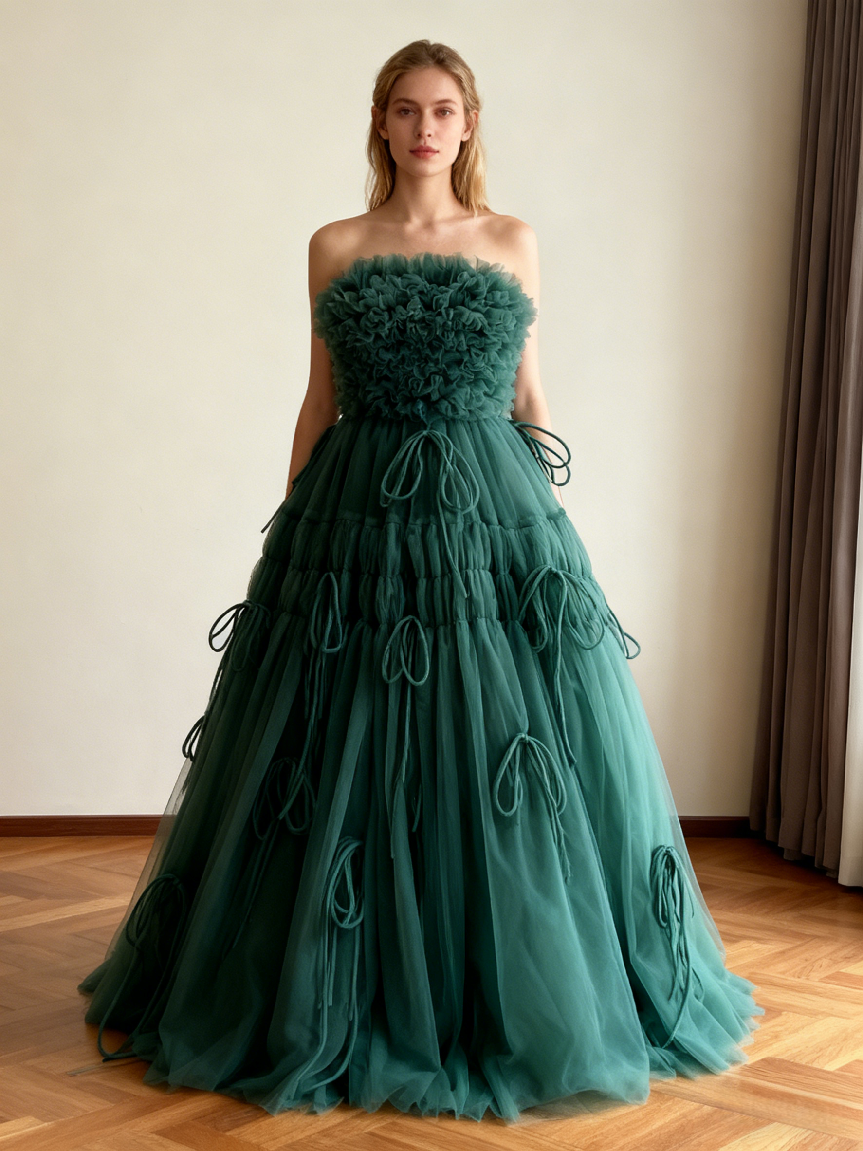 人気上昇！パーティードレス ミントグリーン ベアトップ ラッフルフリル ロング デザイン感 リボン 前撮り
