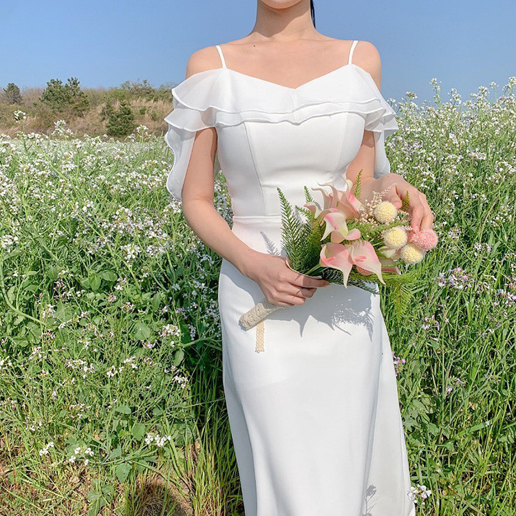 高級感 白 スリム ウェディングドレス シンプル 韓国風 花嫁 パーティー 誕生日 二次会 披露宴 前撮り HL1248