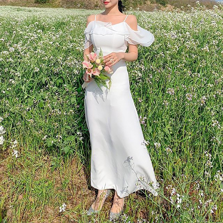 高級感 白 スリム ウェディングドレス シンプル 韓国風 花嫁 パーティー 誕生日 二次会 披露宴 前撮り HL1248