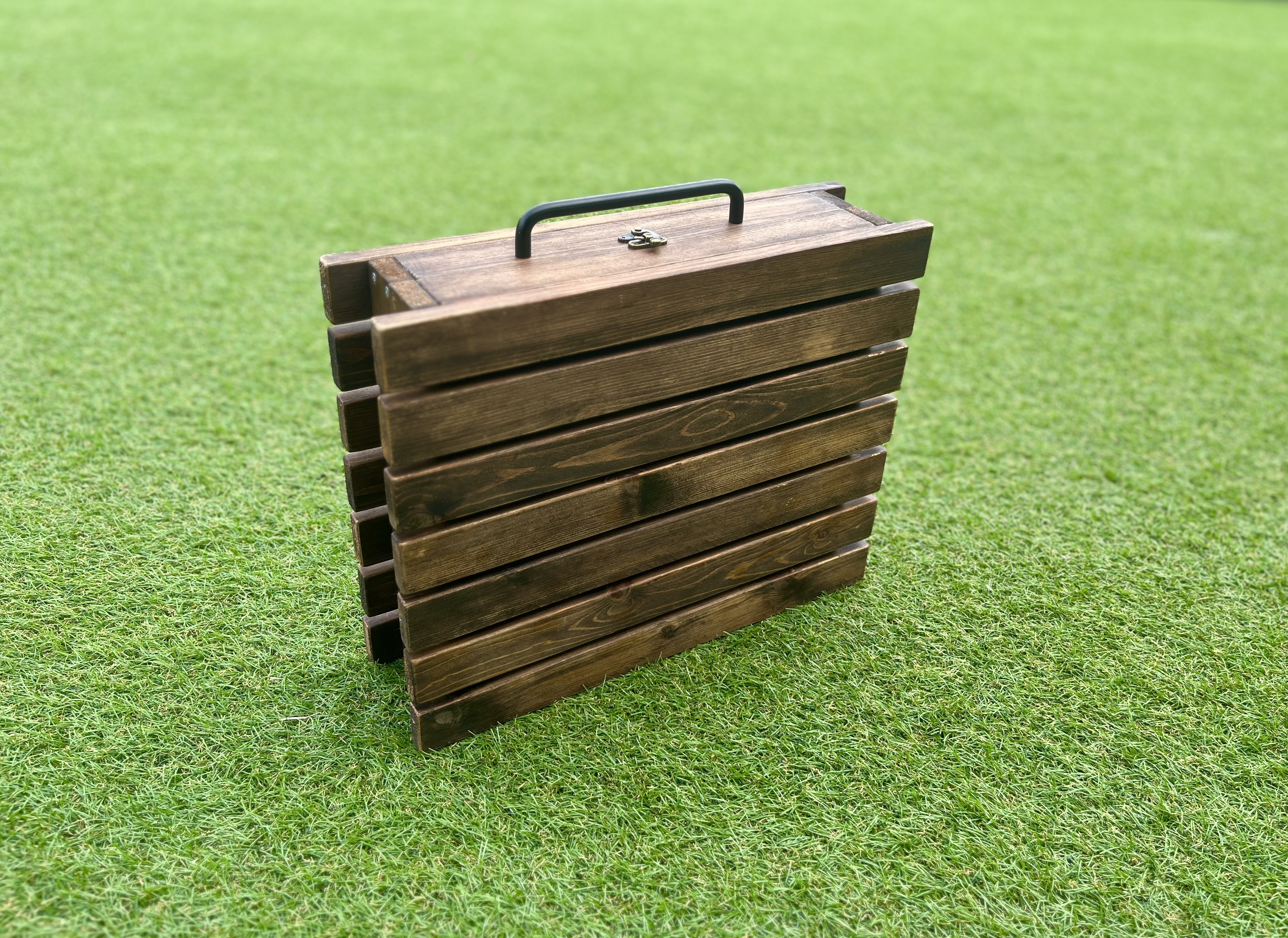 折りたたみキャンプテーブル　木製　ローテーブル