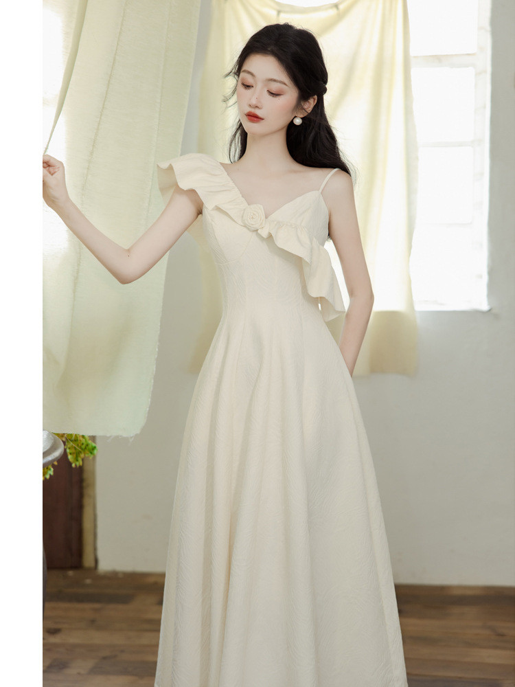 高級感 パーティードレス 白 黒 オフショルダー シンプル 韓国風 誕生日 披露宴 前撮り 二次会 お呼ばれ AK765