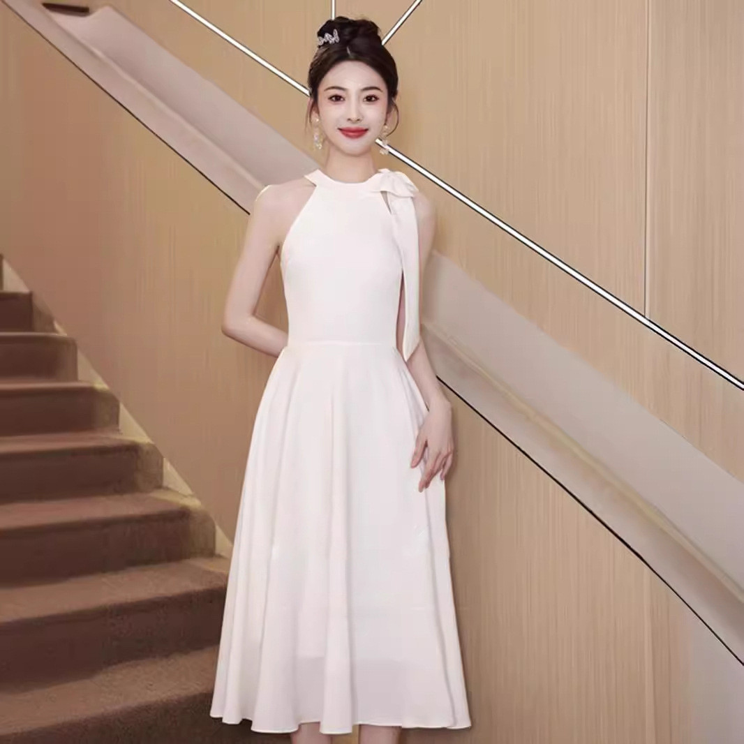 高級感 パーティードレス 白 黒 薄黄色 シンプル 韓国風 誕生日 成人式 披露宴 前撮り 二次会 お呼ばれ AK768