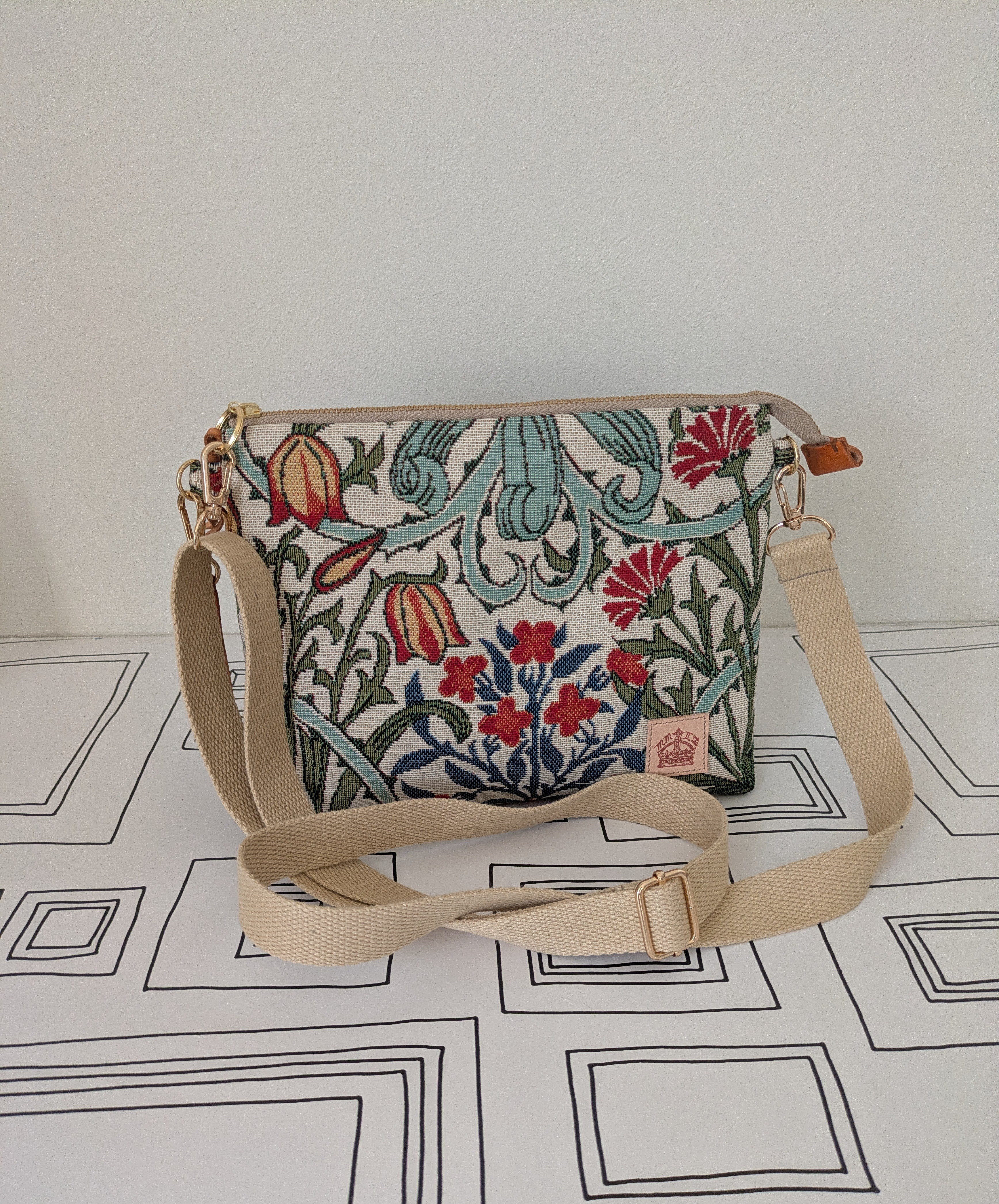 ウィリアムモリス　春色のショルダーポーチ