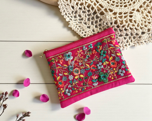 新作】チェリーピンク/インド刺繍/フラットポーチ・マルチポーチ