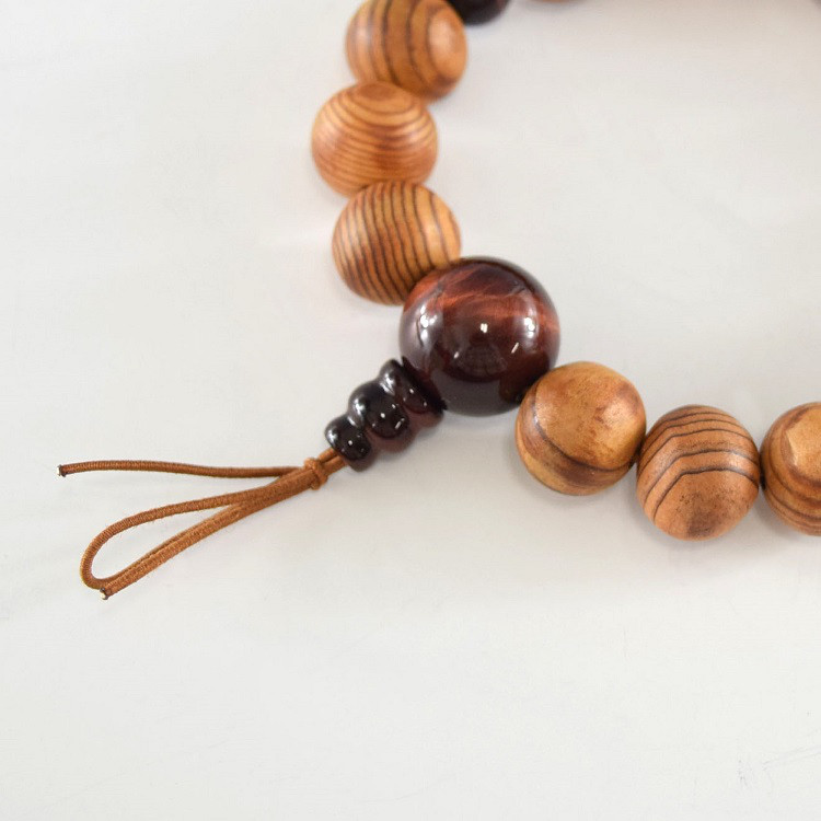 13mm 屋久杉 赤虎眼石  腕輪　ウッド　木玉　ブレスレット　ギフト　贈り物　念珠　数珠　木製　UDA130-red