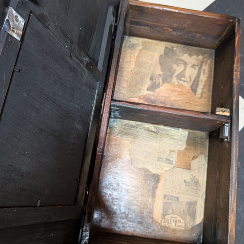 オールドアメリカン ミラーキャビネット ウォールシェルフ 鍵付き