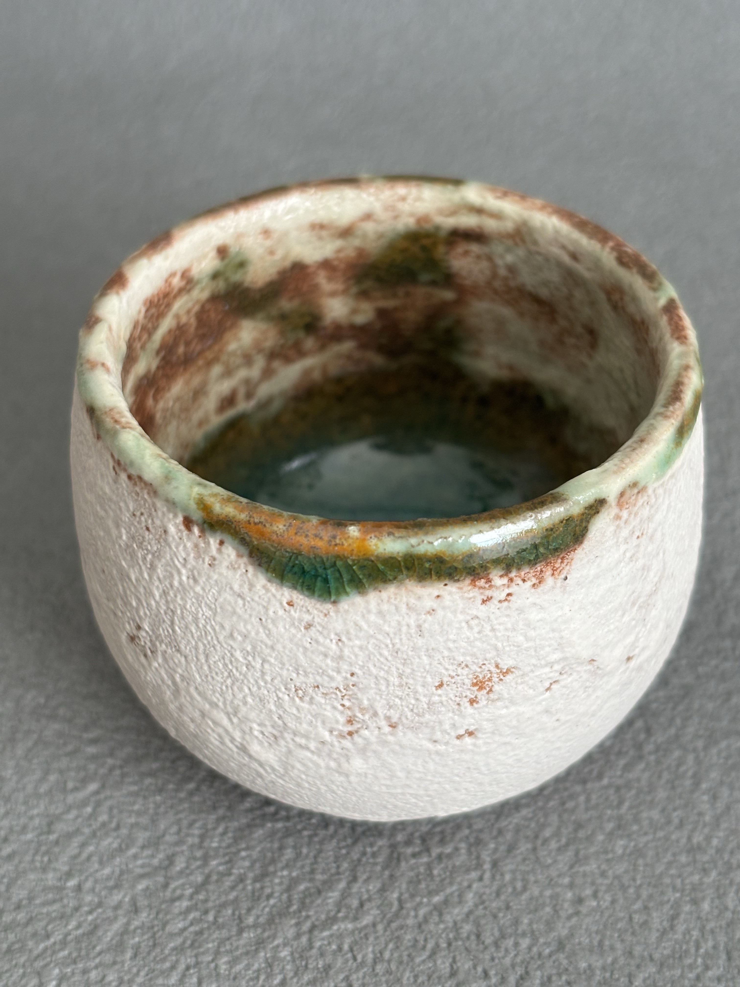 ぐい呑み　小鉢　WF-4 白化粧　エメラルドグリーン