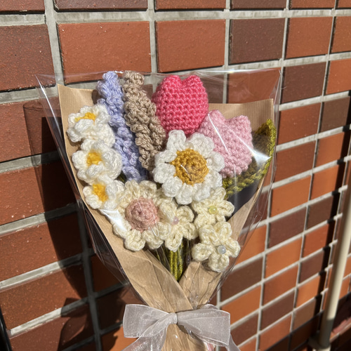 マイ。プロフ必読様 毛糸の花束 枯れない花束 即購入可】編み物 枯れない花束 毛糸のお花 その他置物 amu【複数購入