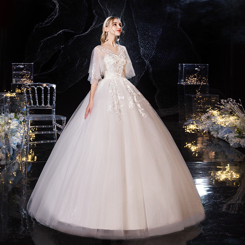 高級感 白 ウェディングドレス Vネック 半袖 ふわふわ プリンセス 綺麗 結婚式 花嫁 前撮り HL1260