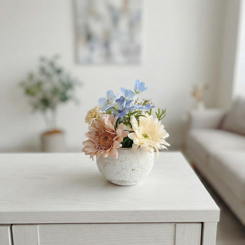 枯れない花】スカビオサと白薔薇のフラワーアレンジ White &Green