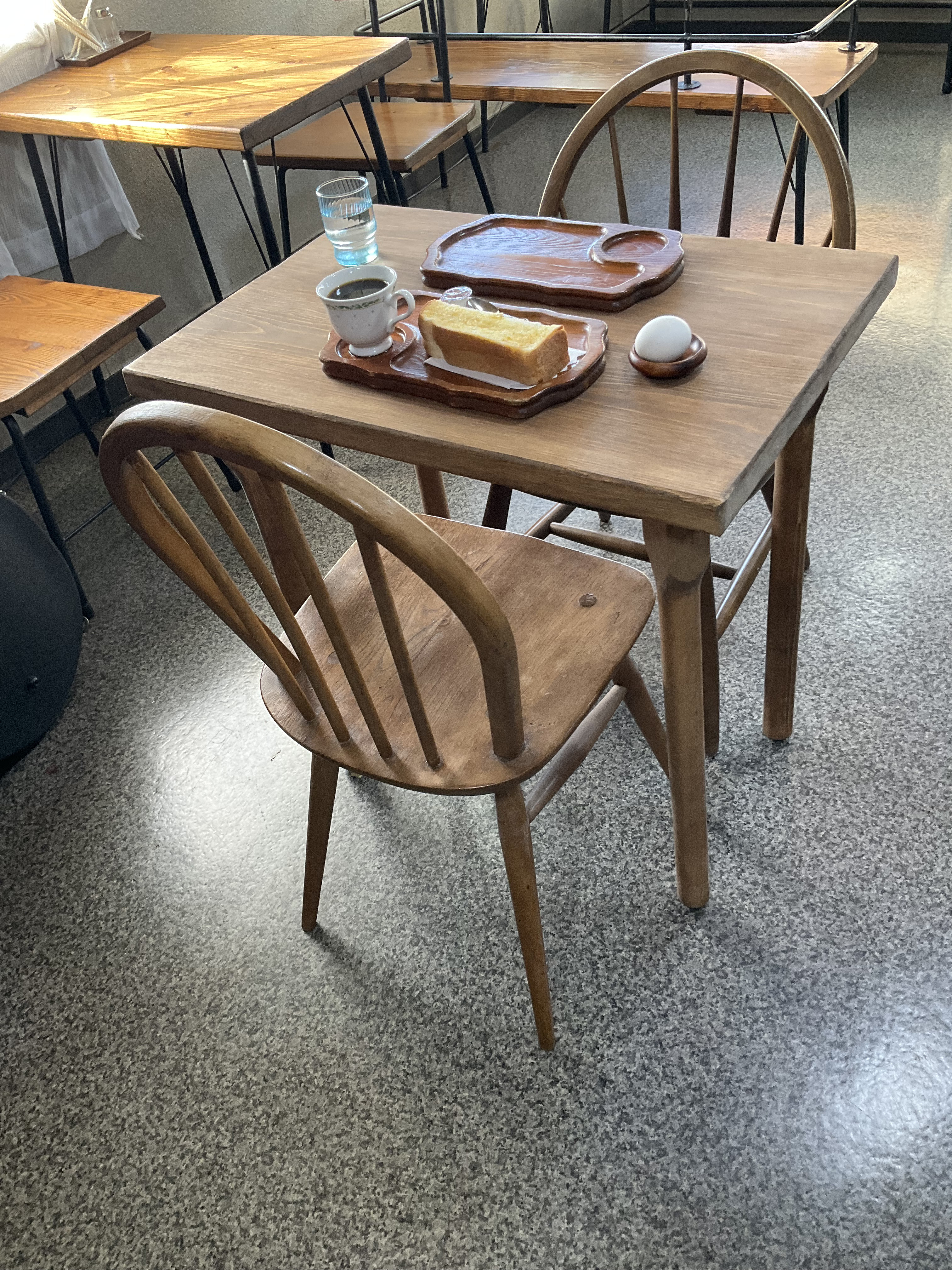 流木風#コーヒーテーブル　流木風足　ヒノキ天板横60cm 約47㎝板厚約36ミリ　#ネイルテーブル　カウンターテーブル