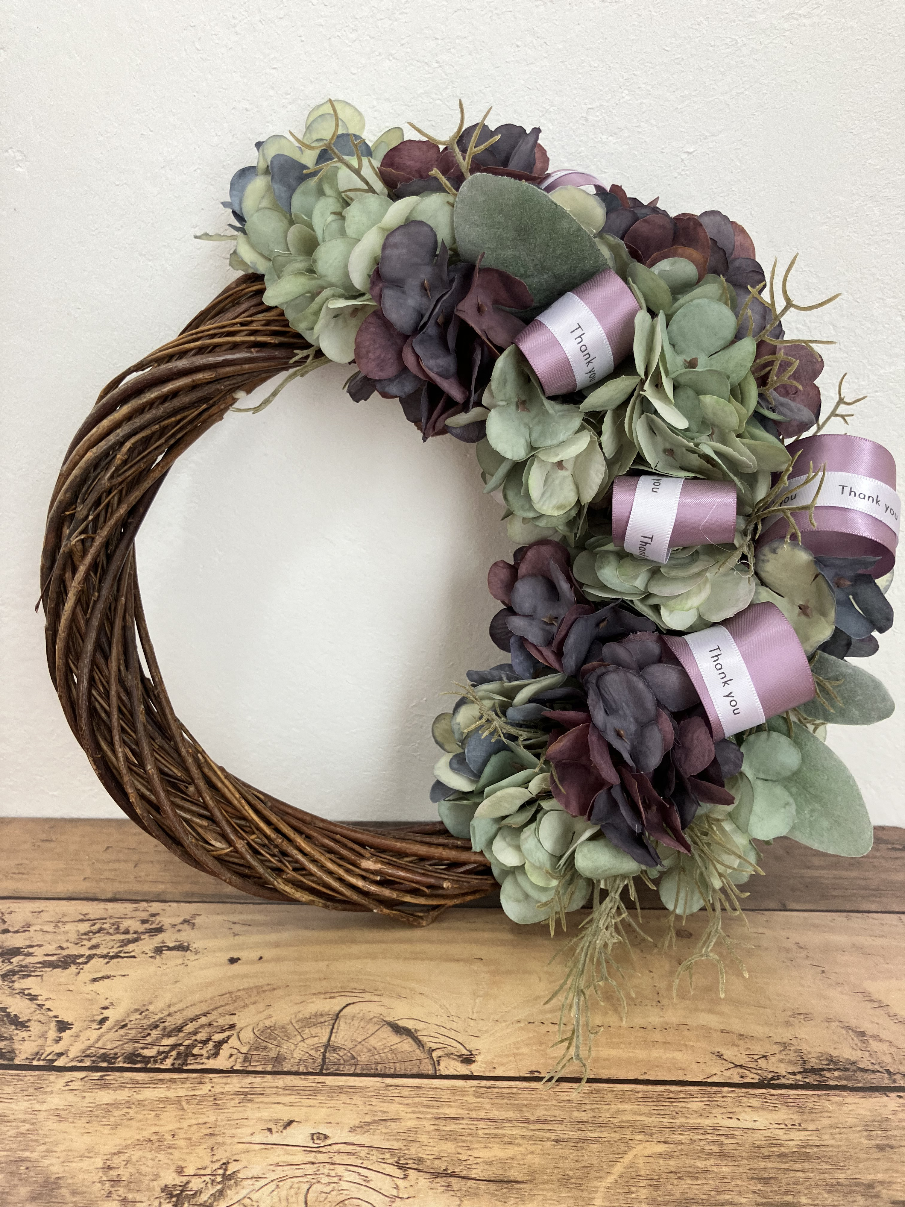 秋色あじさいとブドウのリース