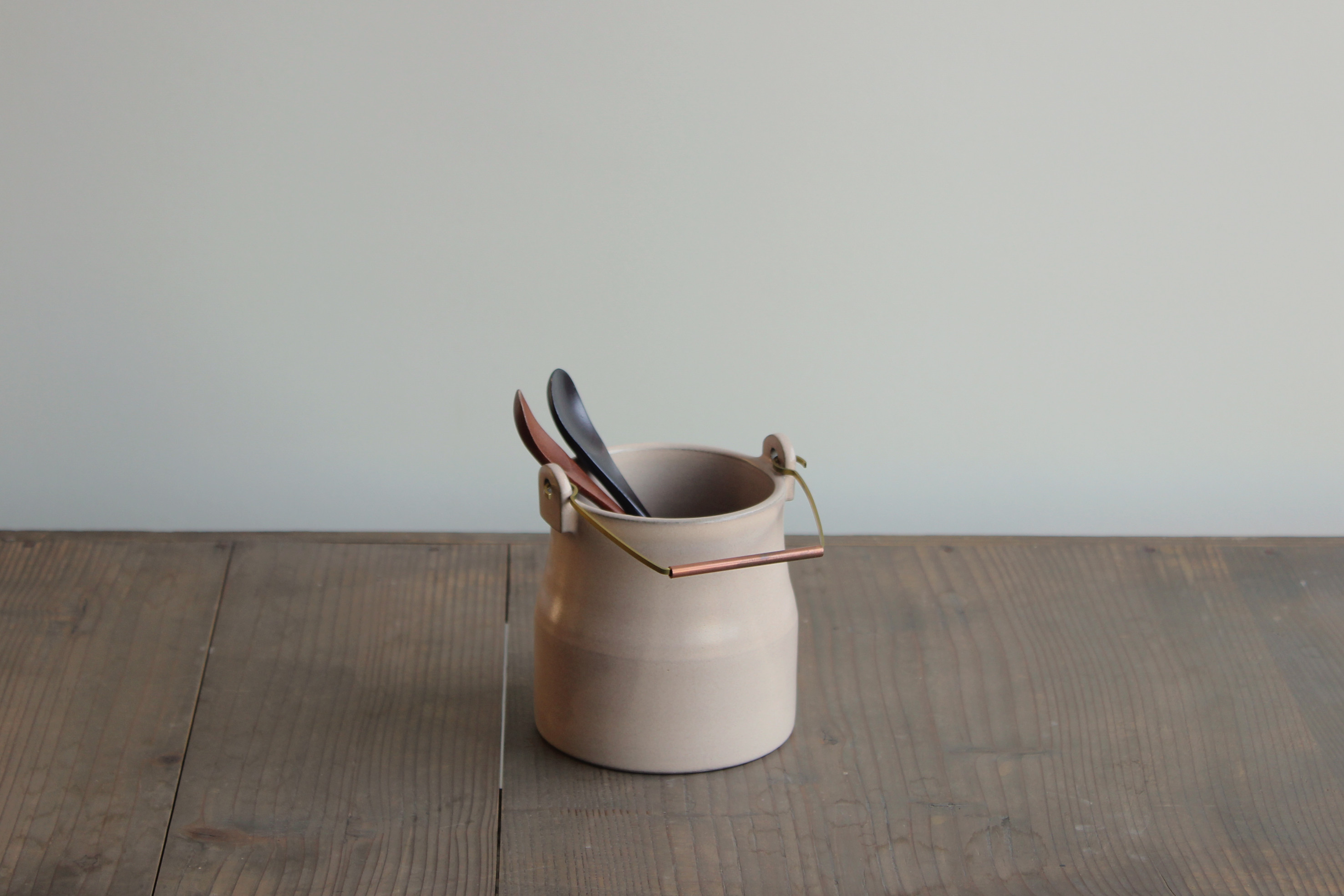 カトラリースタンド ピンク 4,780円