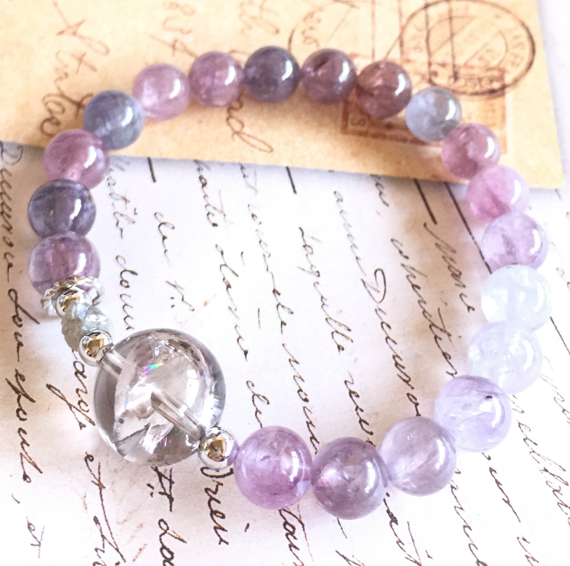 咲かせる可能性の花✴︎菫色に染まる春の空✴︎石の魔法・色の魔法✴︎耽美なカラーパレット✴︎スピネル、シルバーダイヤモンド