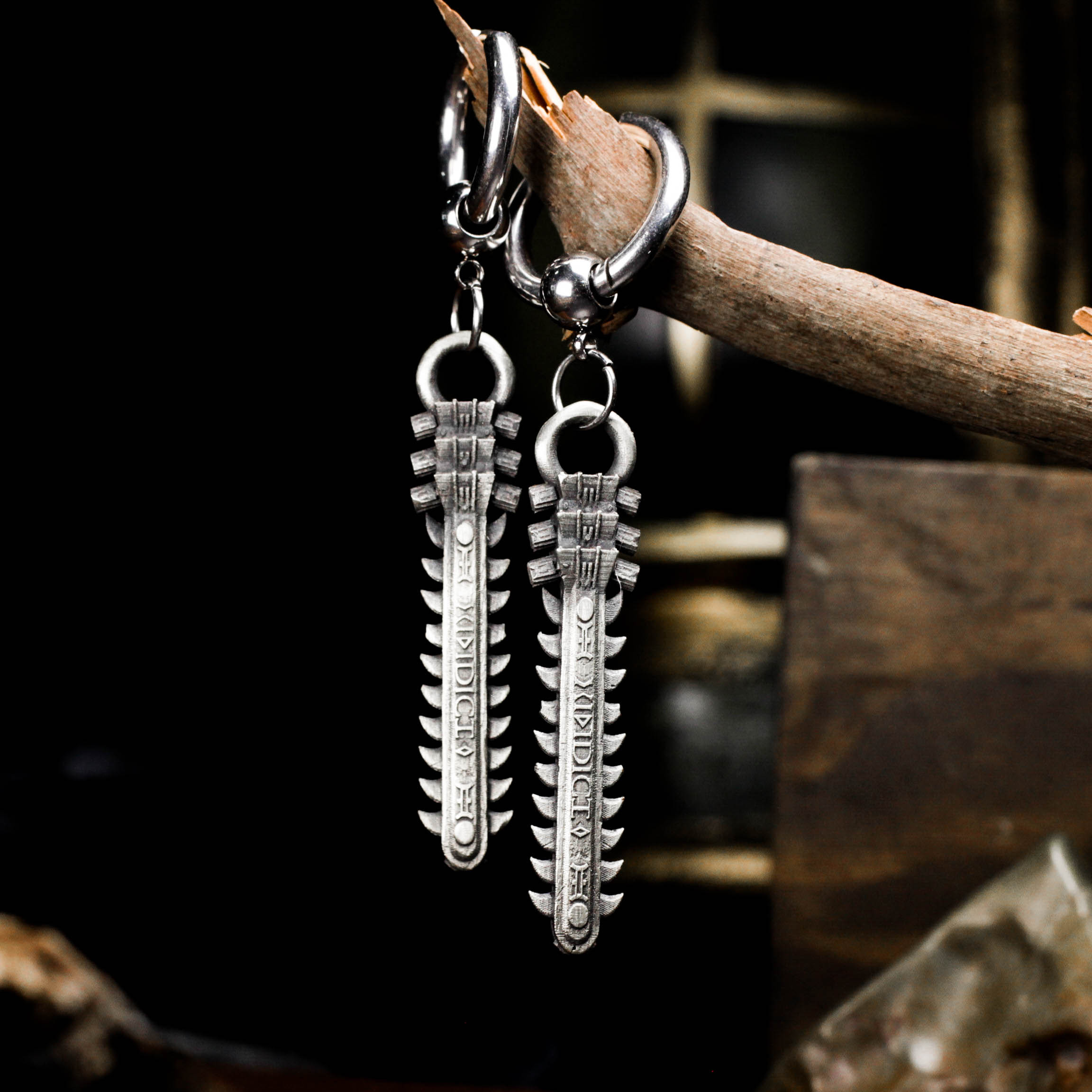 チェーンソーブレードイヤリング - 925シルバーハンドメイドゴシックインダストリアルジュエリー