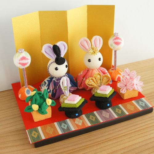 ひなまつり ひな人形 うさぎ 桃の節句 橘 桜 菱餅 雪洞 屏風 毛氈