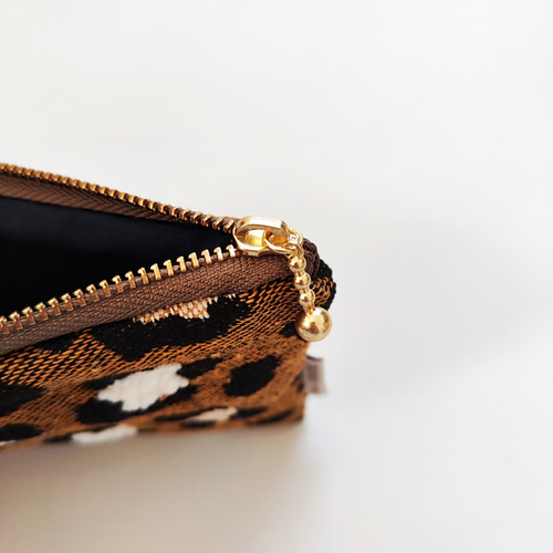 限定色》mont bouche フランス生地のレオパード柄ペンケース ポーチ