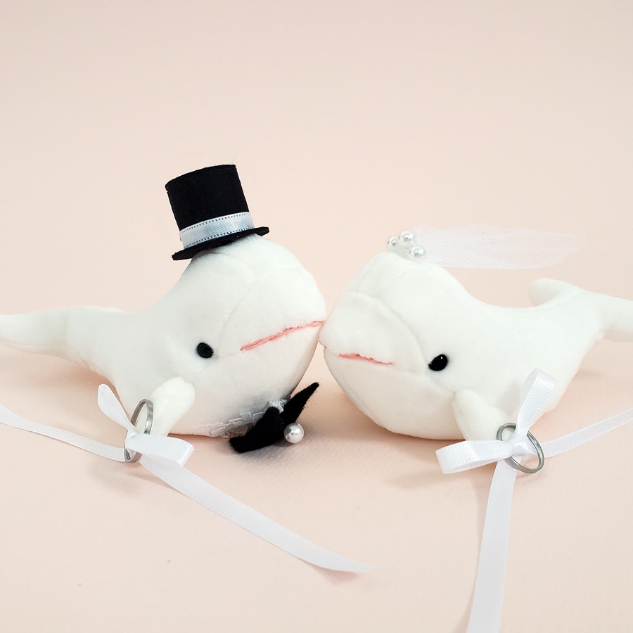 ホワイトくじらの　ホワイトイルカ　リングピロー　ベルーガ