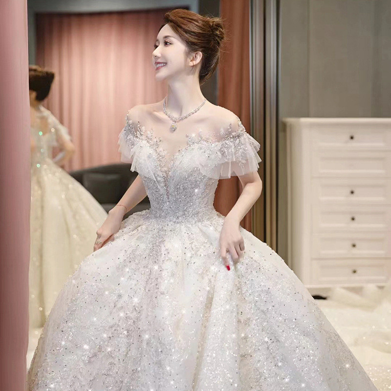 豪華 白 ウェディングドレス スパンコール きらきら プリンセス トレーン 高級感 結婚式 花嫁 前撮り HL1263