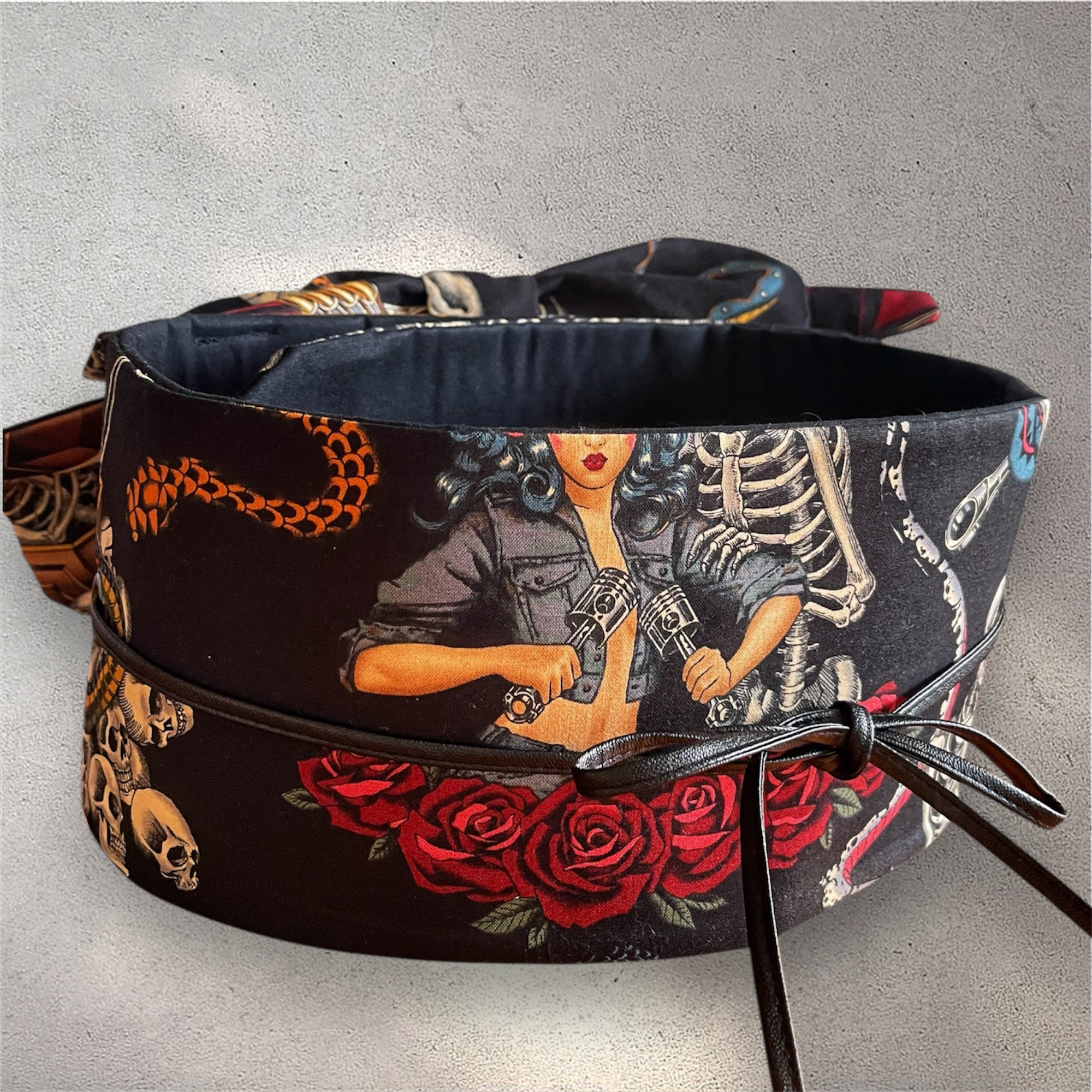 後ろリボンが可愛い⭐︎簡単装着特別芯入り帯ベルト⭐︎アレキサンダーヘンリー