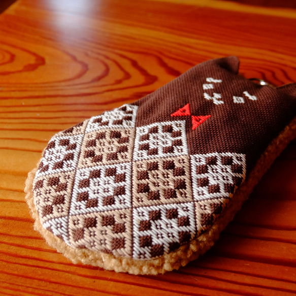 Kogin-zashi 小熊智慧型手機袋 [刺繡 ☺︎ Sashiko] 小熊 ⌘ Hitomebore New 2026 ⌘ 第6張的照片