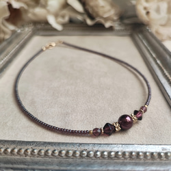 ボルドー色パールと紫色チェコビーズのチョーカーネックレス 11枚目の画像