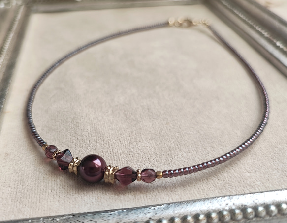 ボルドー色パールと紫色チェコビーズのチョーカーネックレス 14枚目の画像