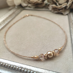 シャンパン色パールとチェコビーズのチョーカーネックレス 9枚目の画像