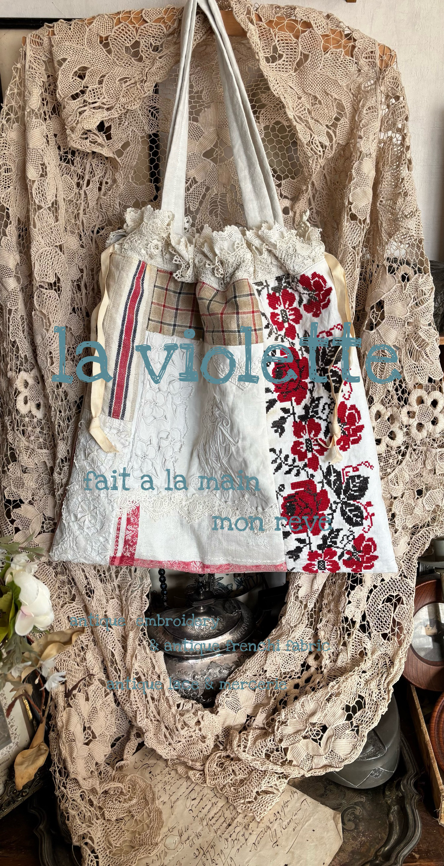 ＊ハンガリアン薔薇柄手刺繍＆花文字モノグラムキルトパッチペタンコ巾着バッグ大♪+フレンチファブリック&ティッキング＊
