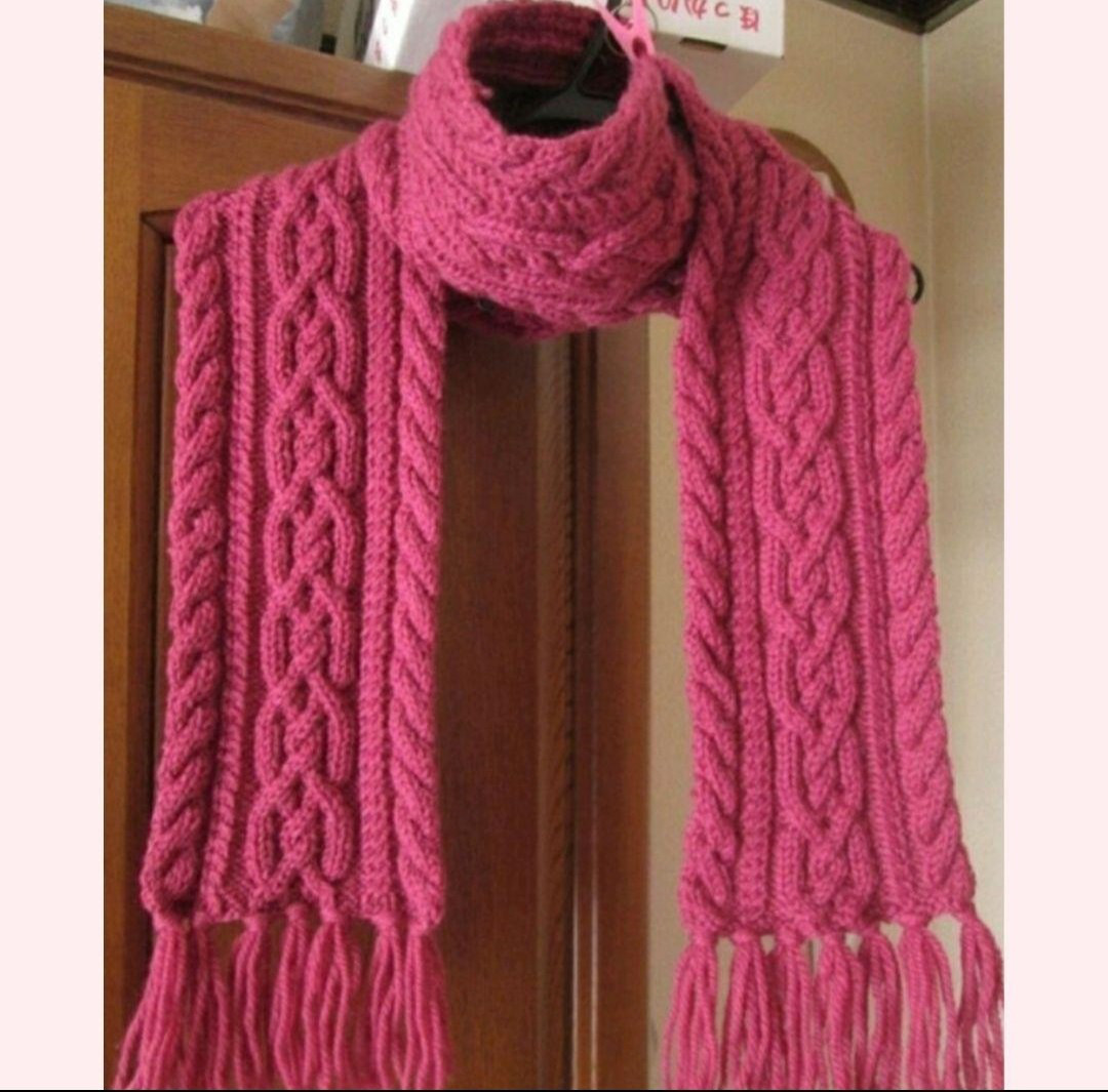 アランケーブルマフラー　手編みマフラー