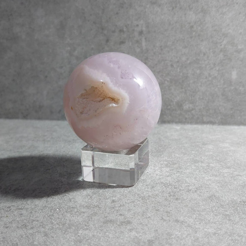 ⚜️年末SALE⚜️ 瑪瑙　天然石　　スフィア　高品質　オールカット 桜瑪瑙 スフィア 8.5cm 845g 晶洞あり 大玉原石 天然石 台座付き