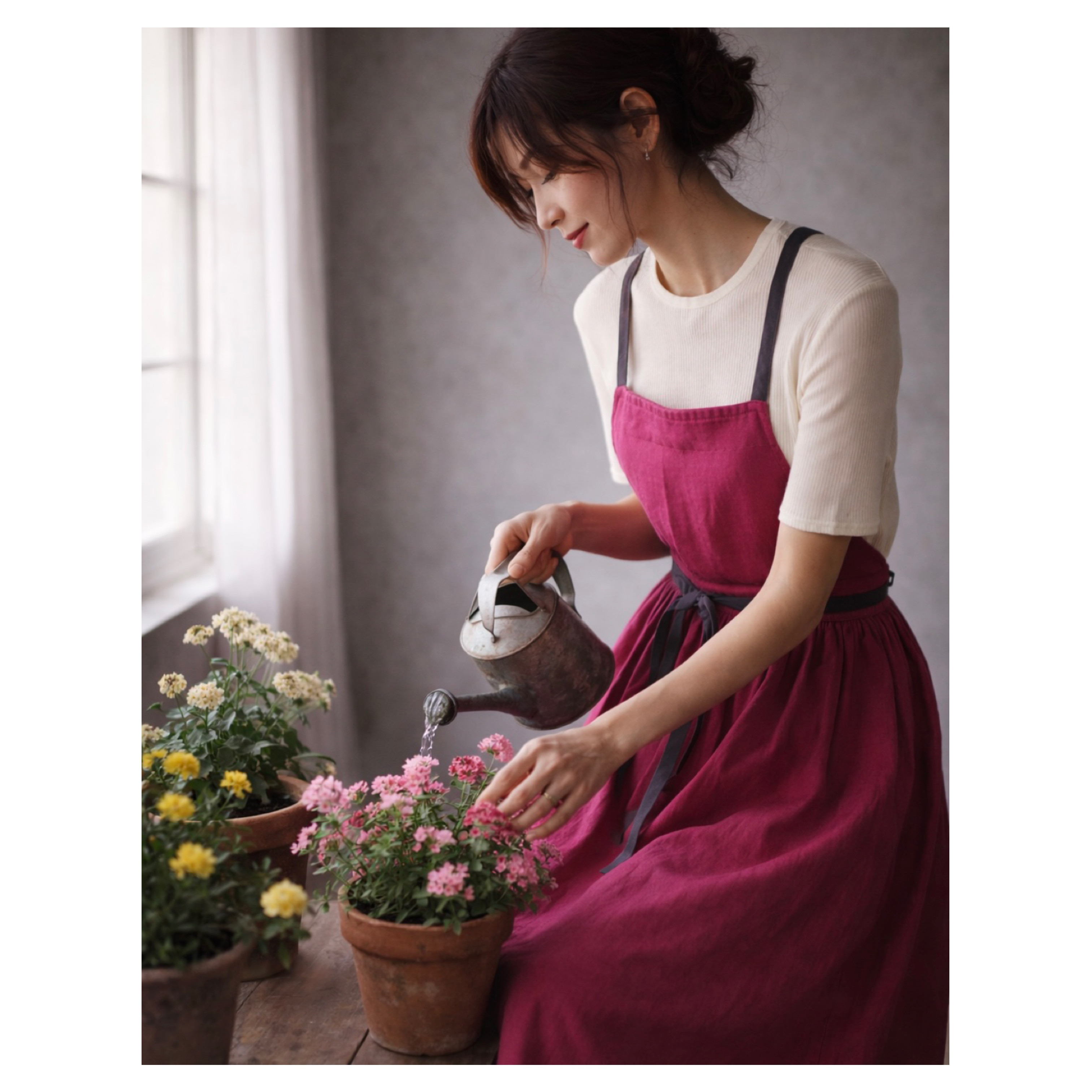 ふっくら厚さ2倍のとろみダブルガーゼとコットンリネンのリボンのギャザーたっぷりバイカラーエプロン／アザレア
