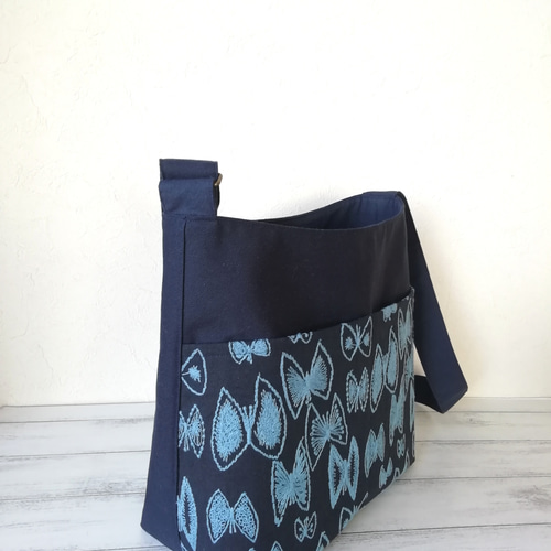 SALE ☆ミナペルホネンsky flowerワンショルダーバッグ/navy