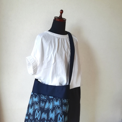 SALE ☆ミナペルホネンsky flowerワンショルダーバッグ/navy