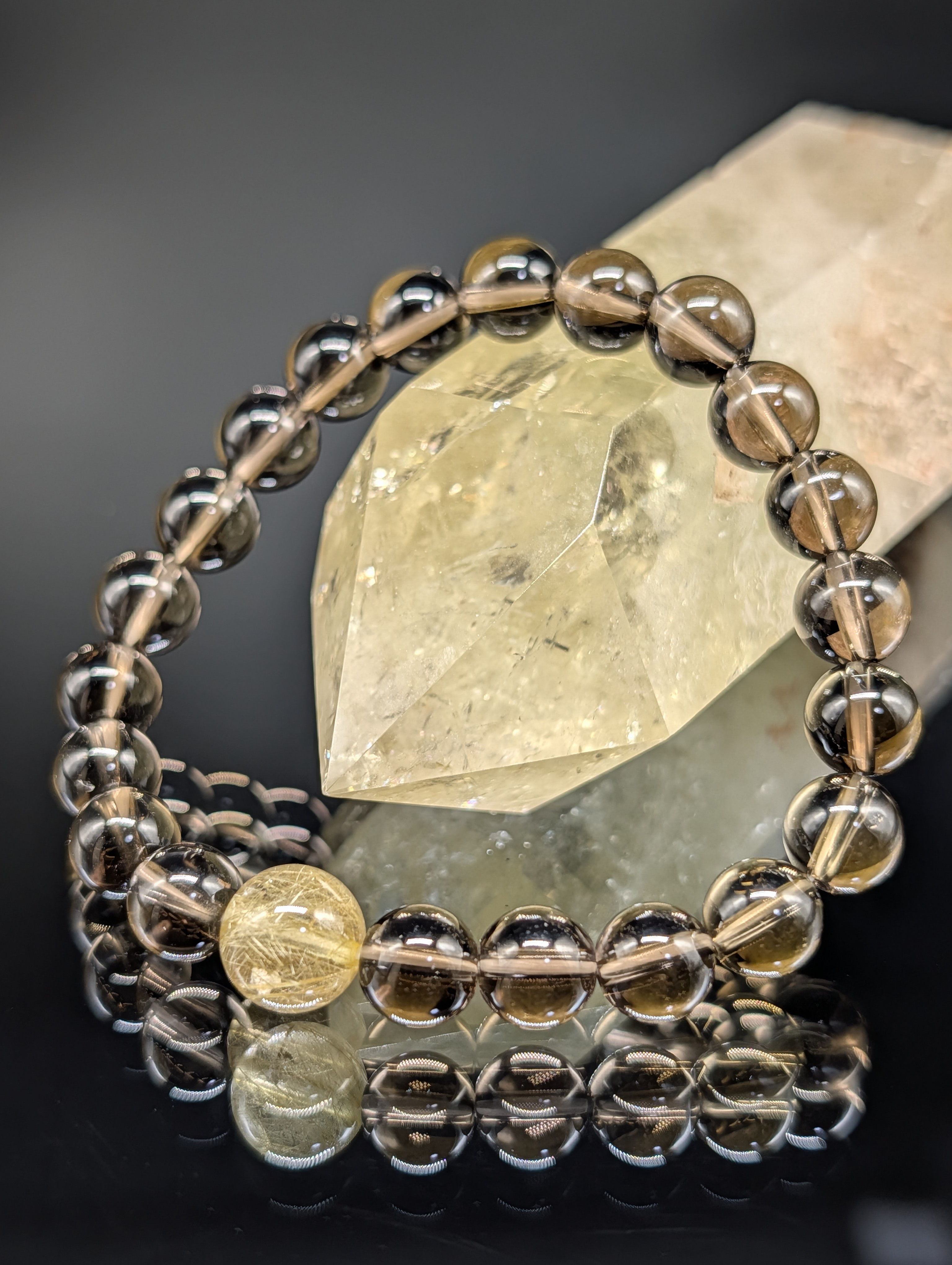 【高品質・金銭運・願望実現・守護】ゴールドルチルクォーツ スモーキークォーツ 8mm 親玉10mm ブレスレット