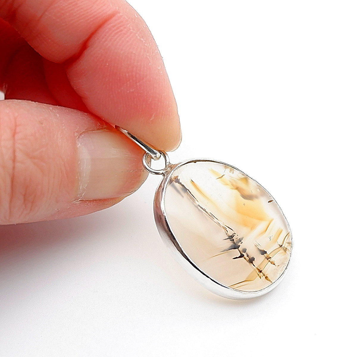 ピクチャーアゲートのペンダント 天然石アクセサリー　ペンダントトップ　一点物　macari