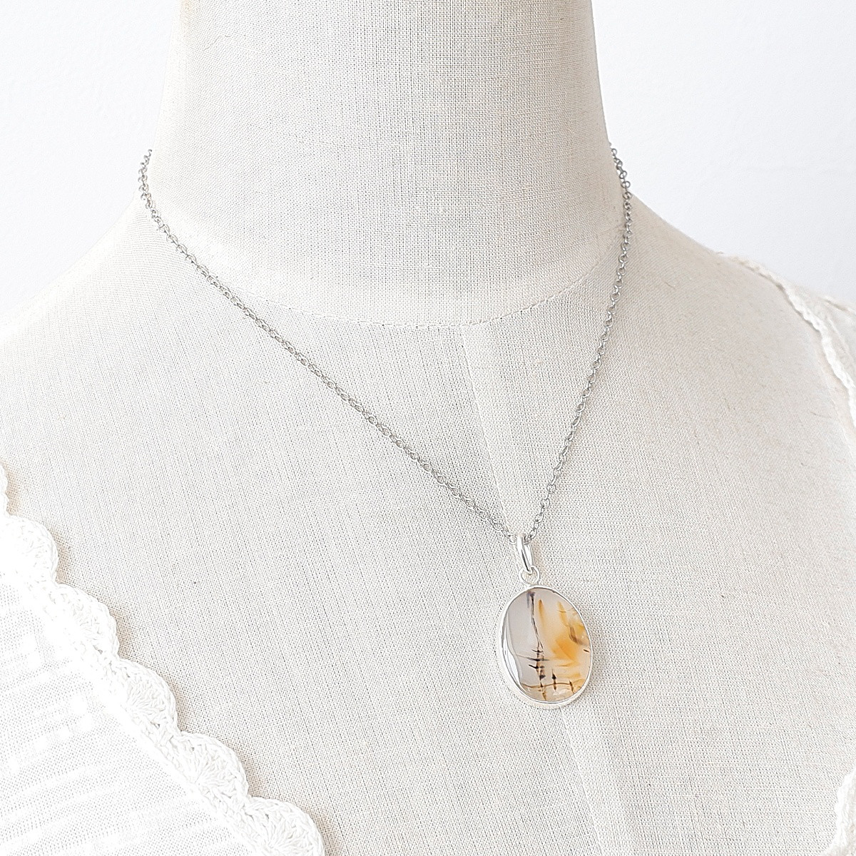 ピクチャーアゲートのペンダント 天然石アクセサリー　ペンダントトップ　一点物　macari