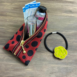 畳縁　草間彌生風格？　紅色和黑色波爾卡圓點　硬幣錢包　日式 第2張的照片