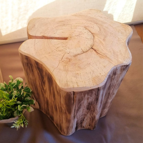 特大 ナチュラルウッドの切株テーブル・スツール ひのき炙り 特大 ナチュラルウッドの切株テーブル・スツール ひのき炙り 椅子