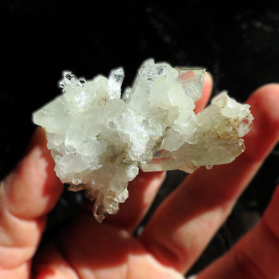 グリーンファントムクォーツ【スイス水晶】ガーデンクォーツ クラスター 一点もの｜原石・鉱物｜天然石 置物 コレクション