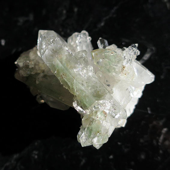 グリーンファントムクォーツ【スイス水晶】ガーデンクォーツ クラスター 一点もの｜原石・鉱物｜天然石 置物 コレクション