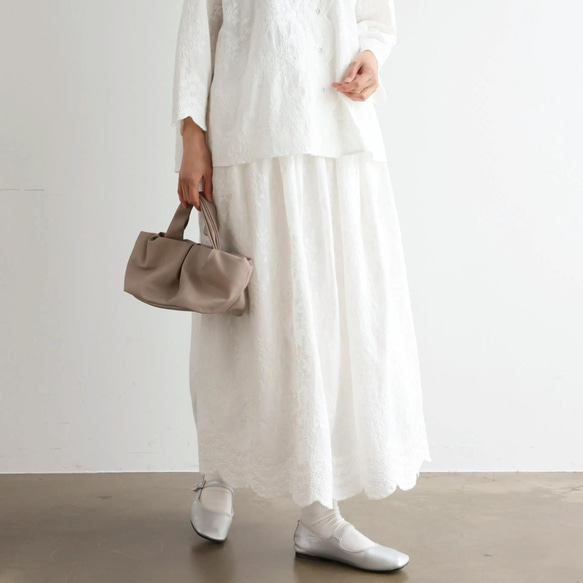 ☆サンプルセール 1点のみ☆特別感のある ふんわり広がるフラワー刺繍