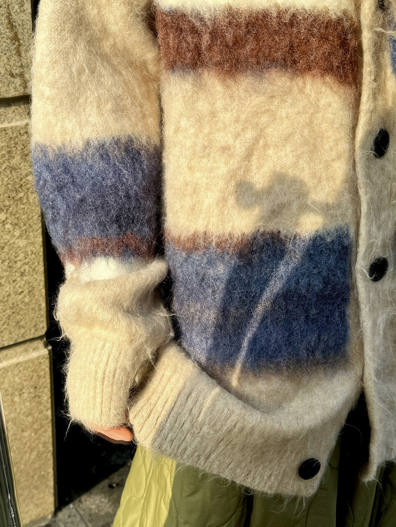 2色レディースニット　秋冬春　　カーディガン　おしゃれセーター　　暖かい　Vネック　ジャケット　カーディガン上着